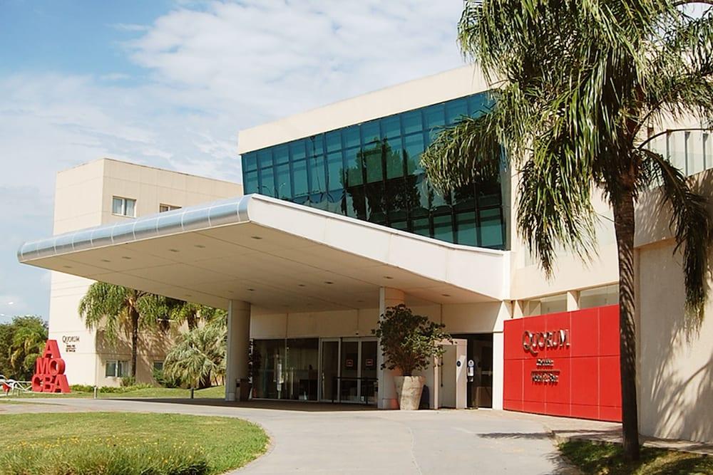 Quorum Cordoba Hotel, Resort Urbano Exterior photo
